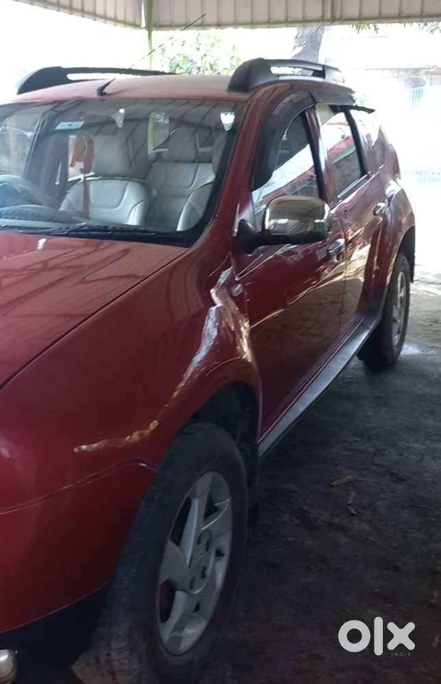 Renault Duster Excellent Condition With New Ac & Battery