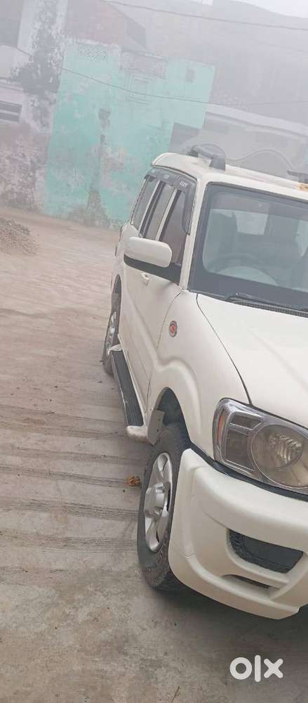 Good  Condition And 4 New Tyre Well Mentioned Car