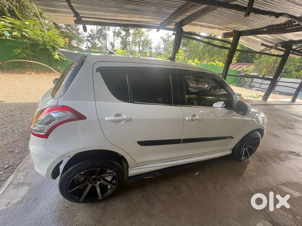 Maruti Swift Petrol Manual 2015 Zxi Top Model Push Button