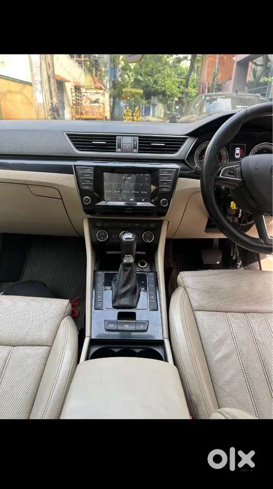 Skoda Superb 2016 Petrol Well Maintained