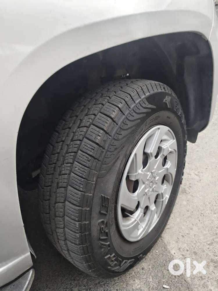 Mahindra Tuv 300 2017 Manual Diesel Car