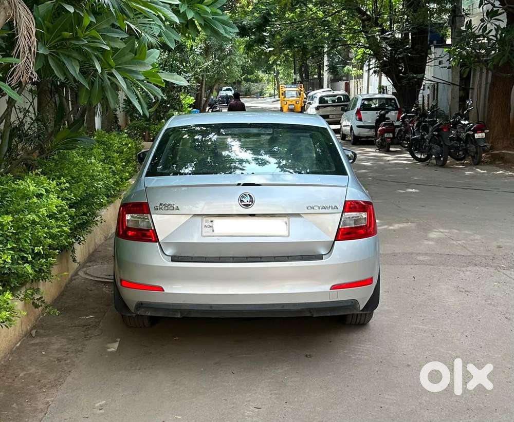 Skoda Octavia Elegance 1.8 Tsi At, 2015, Petrol