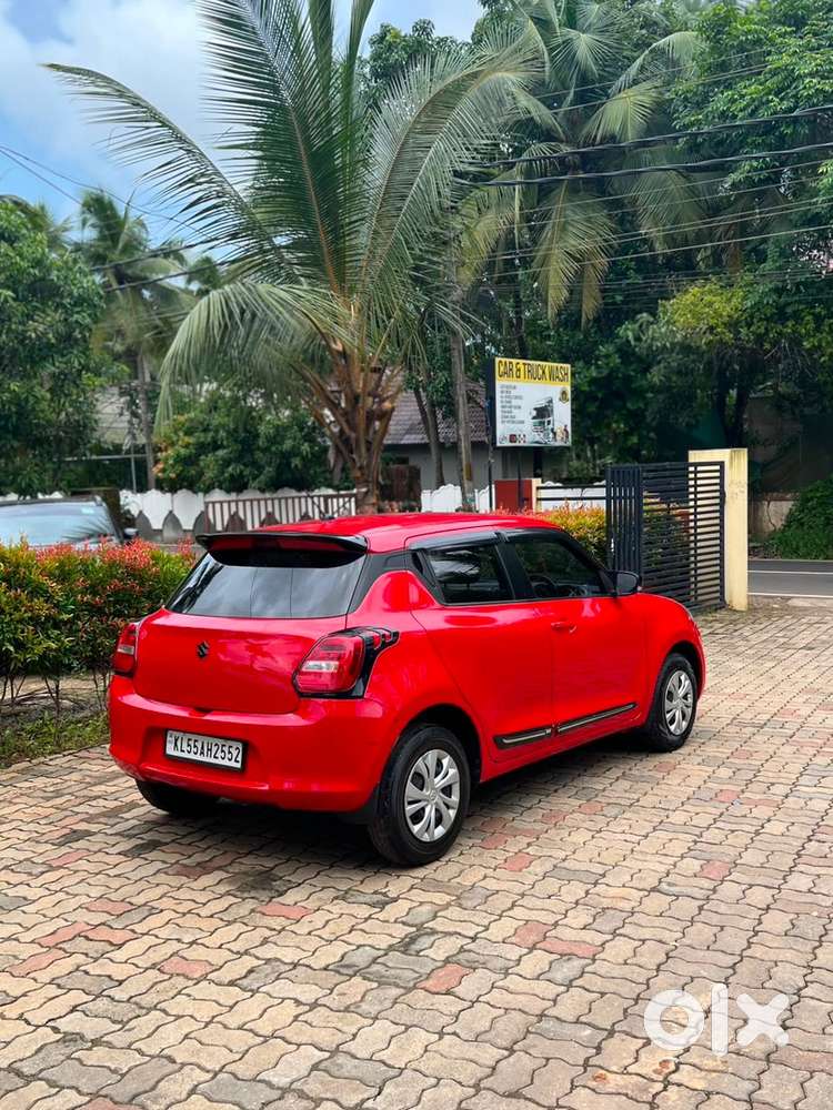 Maruti Suzuki Swift Petrol 2023