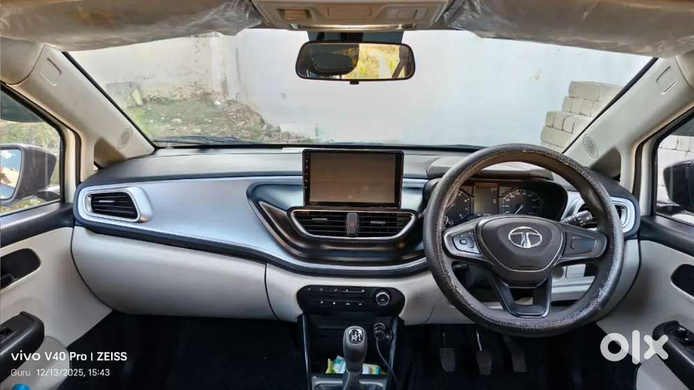 Tata Altroz Xm Petrol 2024