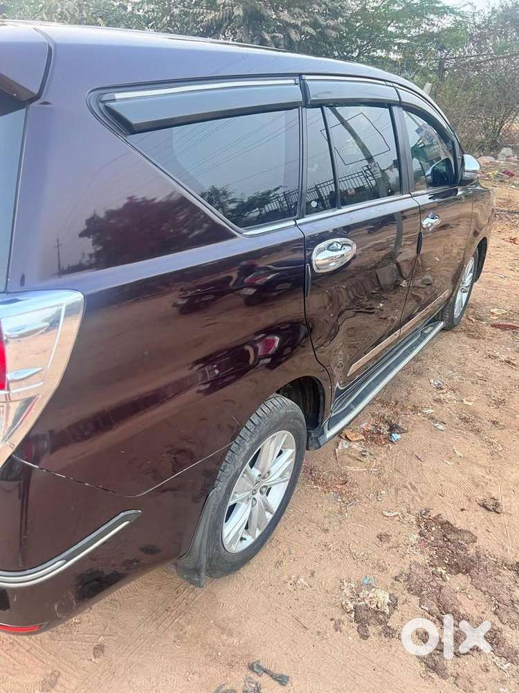 Toyota Innova Crysta 2017 Diesel 44000 Km Driven