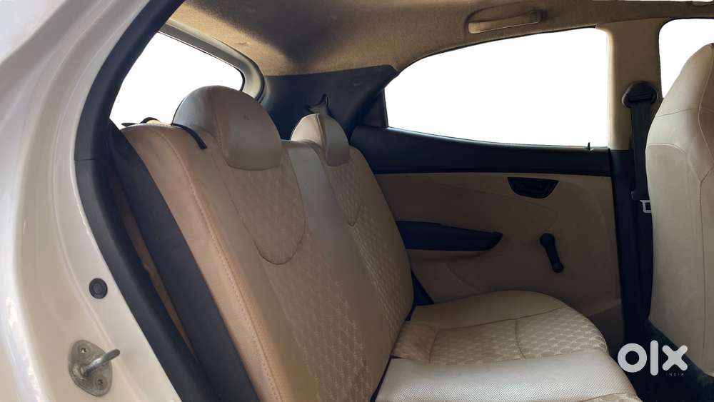 Hyundai Eon Era+ Se, 2017, Petrol