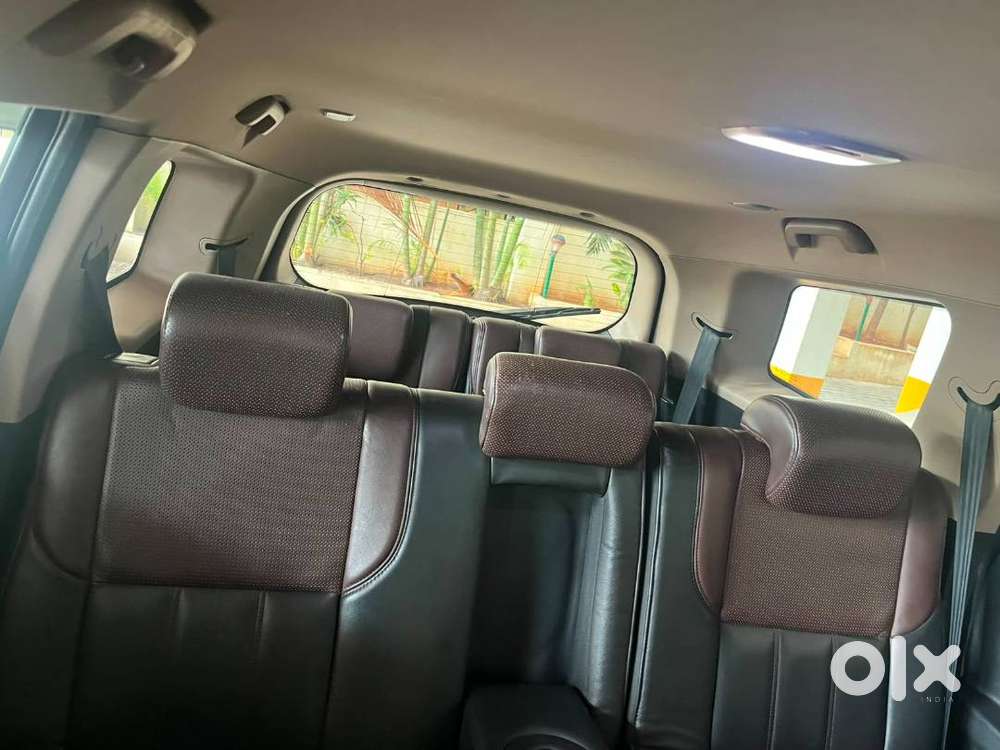 Mahindra Xuv500 (nov 2014) In Very Good Condition, Only 63,000 Km Driv
