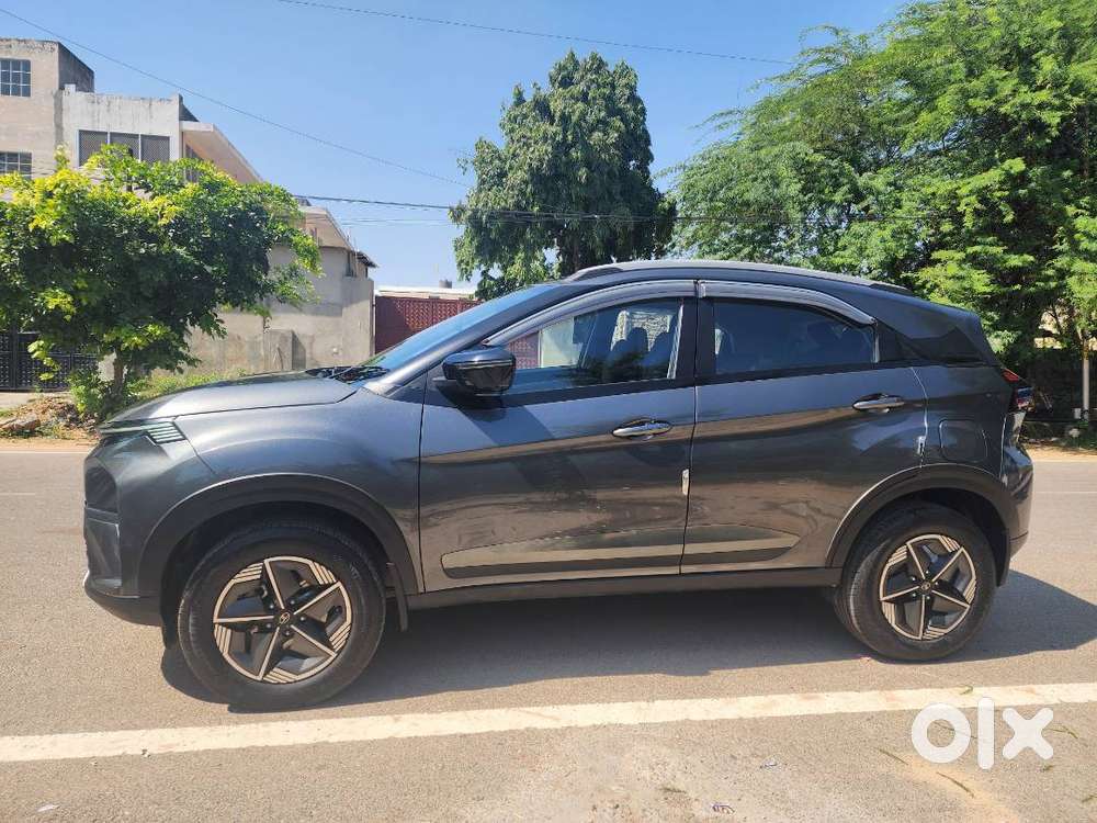 Tata Nexon Creative+1.2 Manual Petrol Daytona Grey