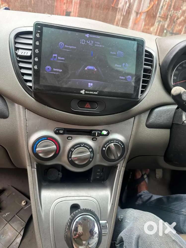 Hyundai I10 Sportz At, 2011, Petrol