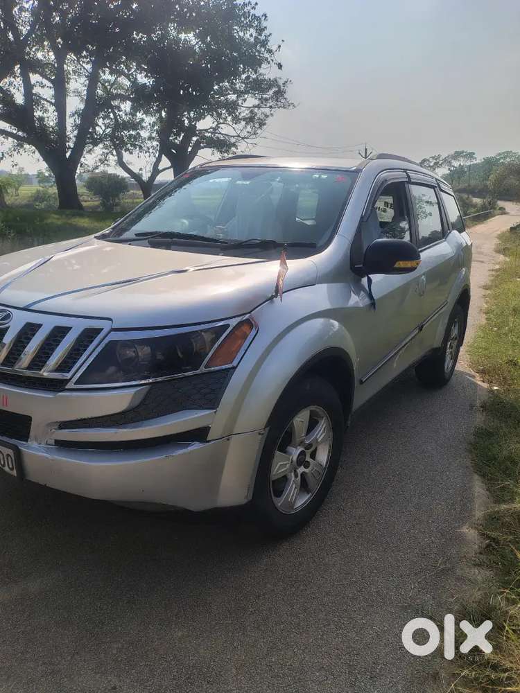 Mahindra Xuv500 2015 Diesel Second Owner