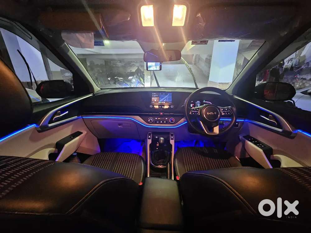 Kia Carens Sep' 2022 Petrol 30500 Km Driven