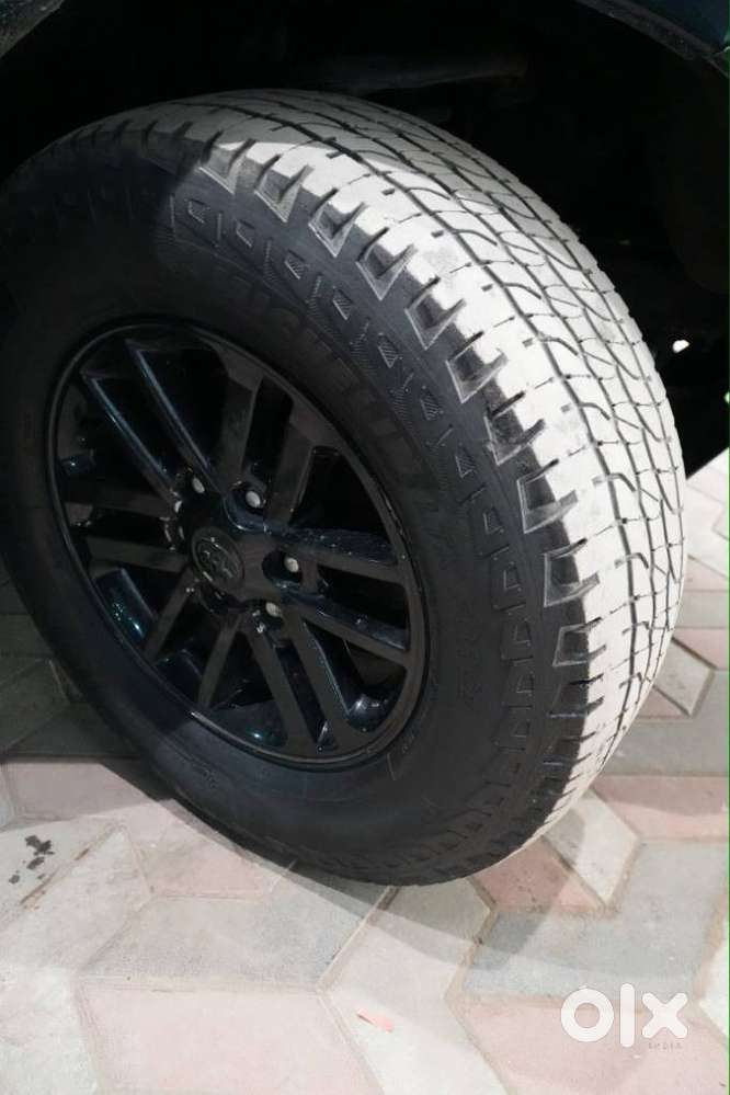 Toyota Fortuner 3.0 4x4 Manual, 2011, Diesel