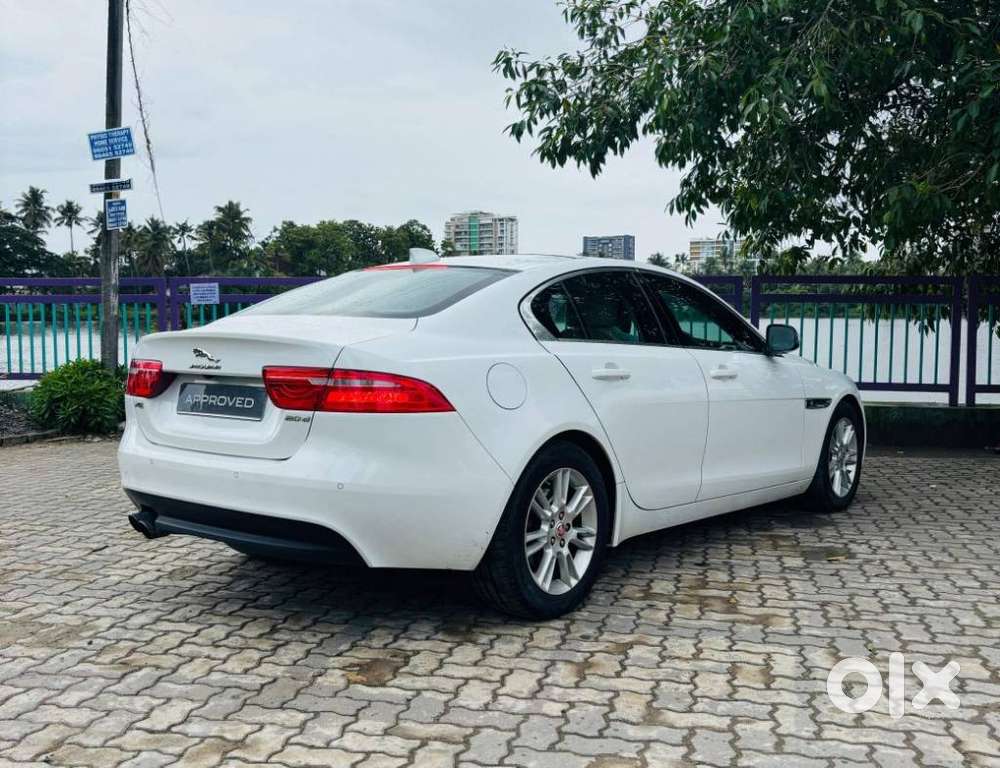 Jaguar Xe 2.0l Diesel Prestige, 2018, Electric