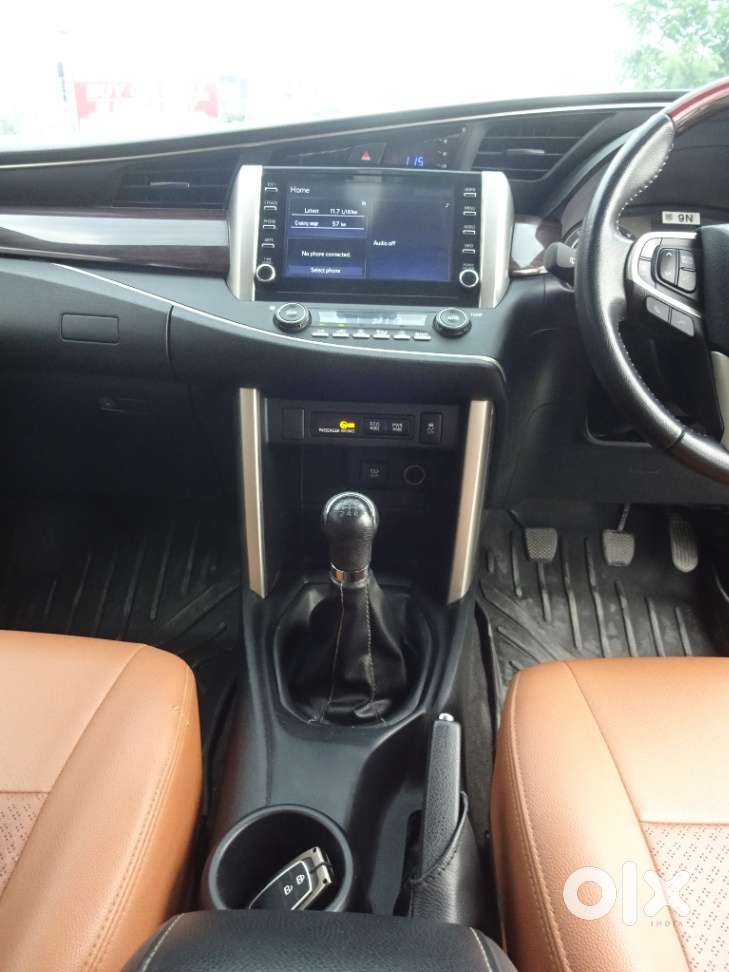 Toyota Innova Crysta 2.4 V 8 Str, 2022, Diesel