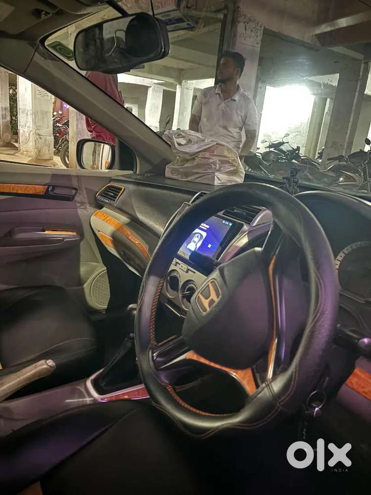 Honda City Ivtech In Meant Condition