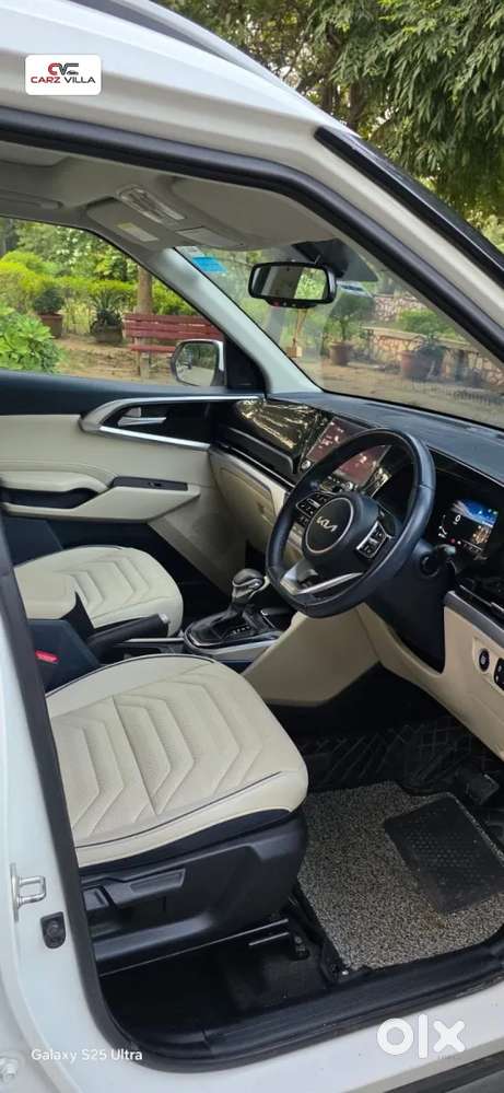 Kia Carens Luxury (o)1.5 Turbo Petrol Dct 7 Str, 2024, Petrol