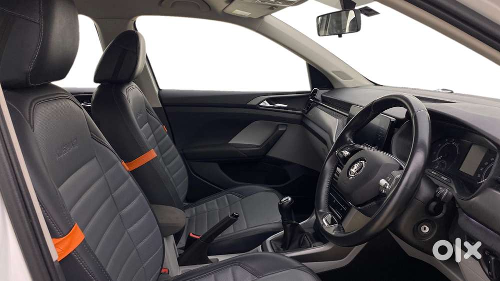 Skoda Kushaq 1.0 Ambition Classic Tsi At, 2023, Petrol