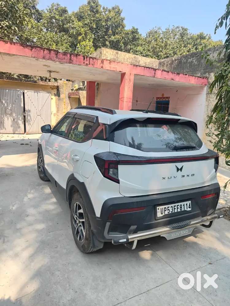 Mahindra Xuv 3xo 2025 Diesel 7850 Km Driven