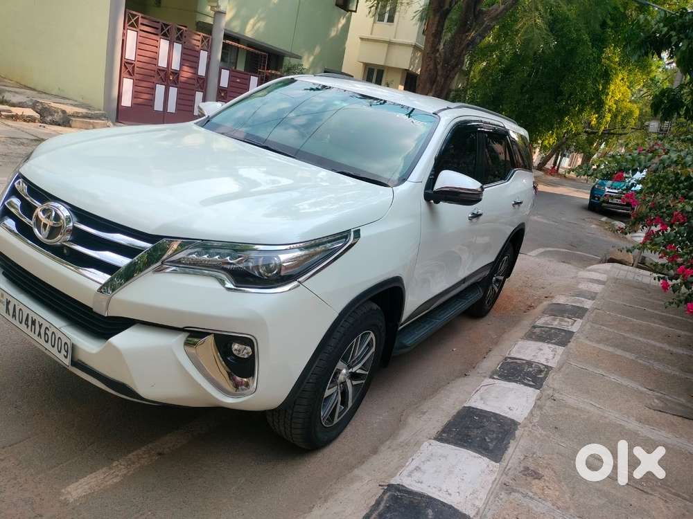 Toyota Fortuner 4x2 At 2.8 Diesel, 2020, Diesel
