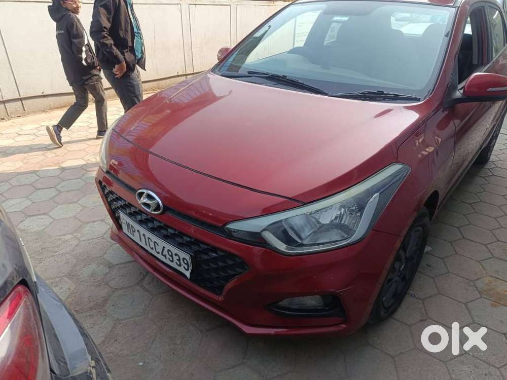 Red Elite I20 Asta Petrol