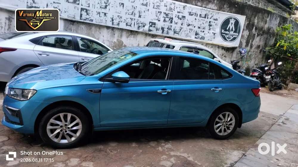 Skoda Slavia Ambition 1.0l Tsi At, 2022, Petrol