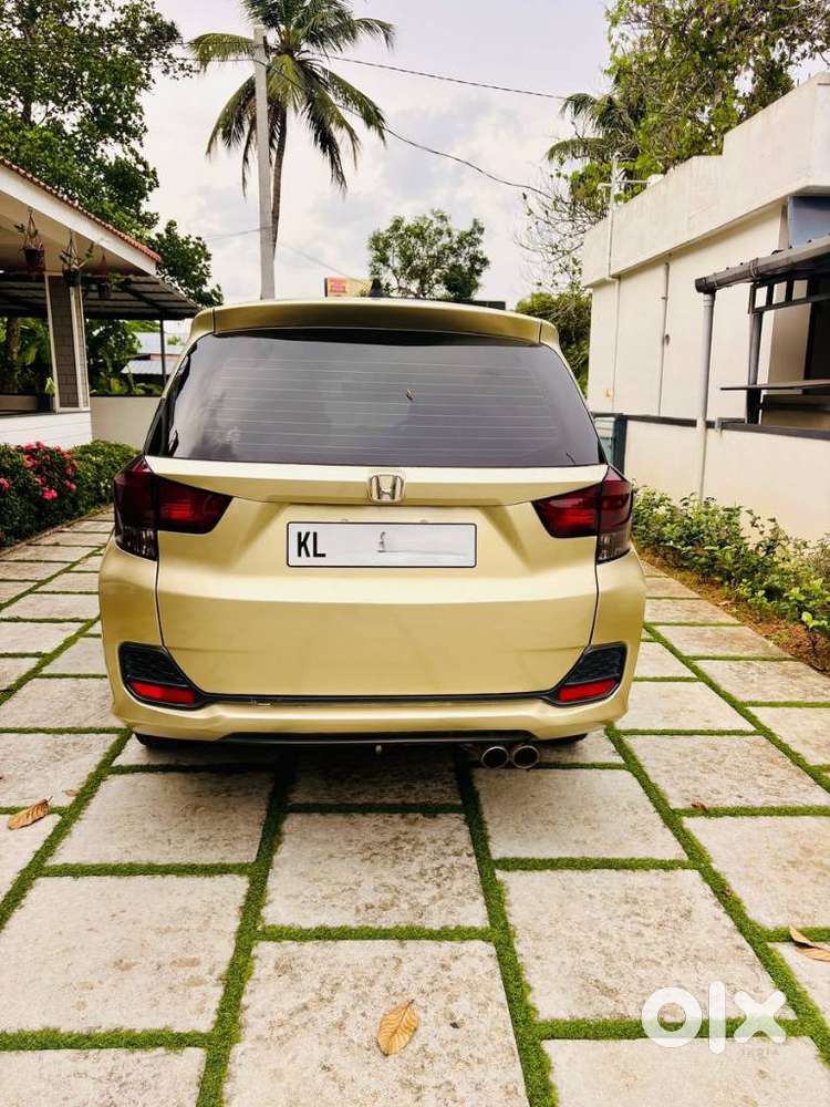 Honda Mobilio 1.5 S I-vtec Mt, 2015, Petrol