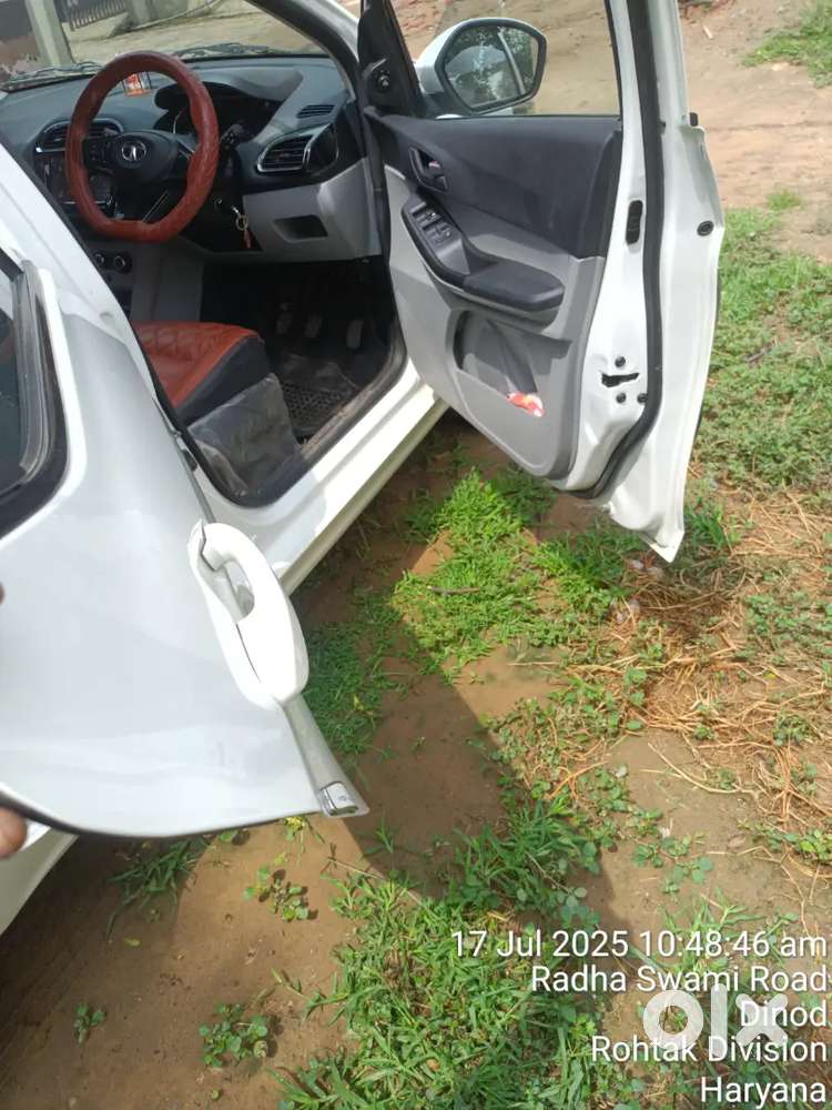 Tata Tiago 2022 Petrol Well Maintained,