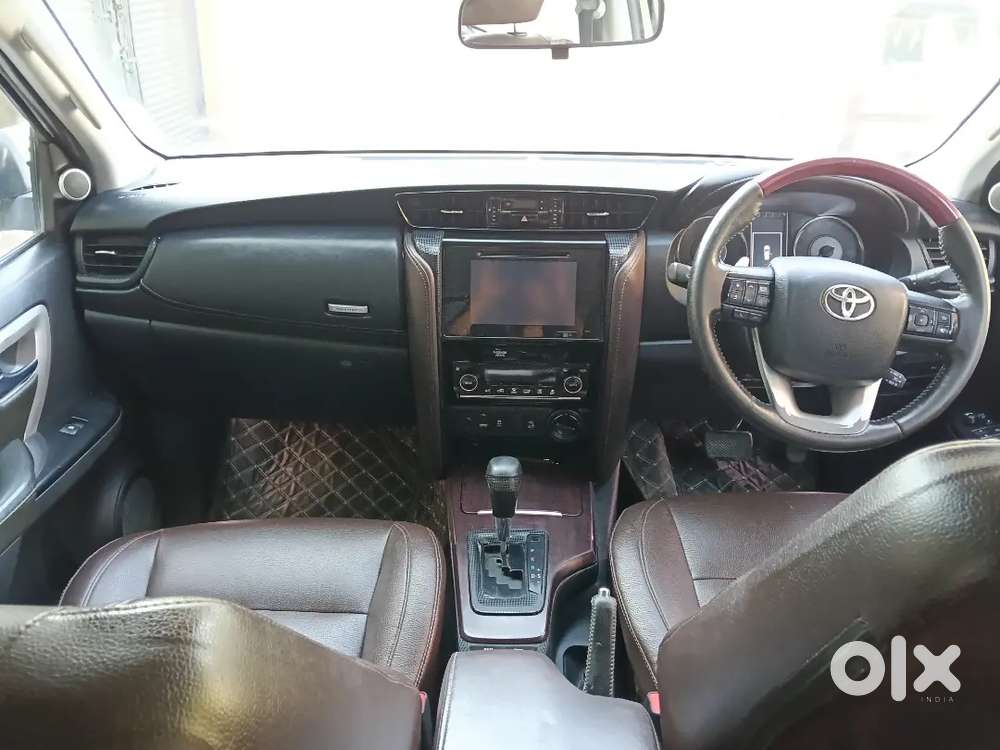 Fortuner Sigma 4  Automatic Transmission Best Condition