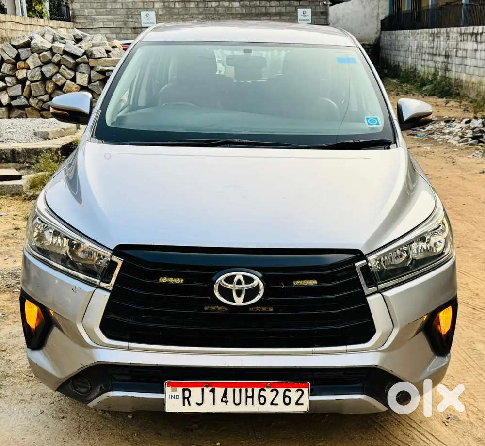 Toyota Innova Crysta 2022 Petrol 128000 Km Driven