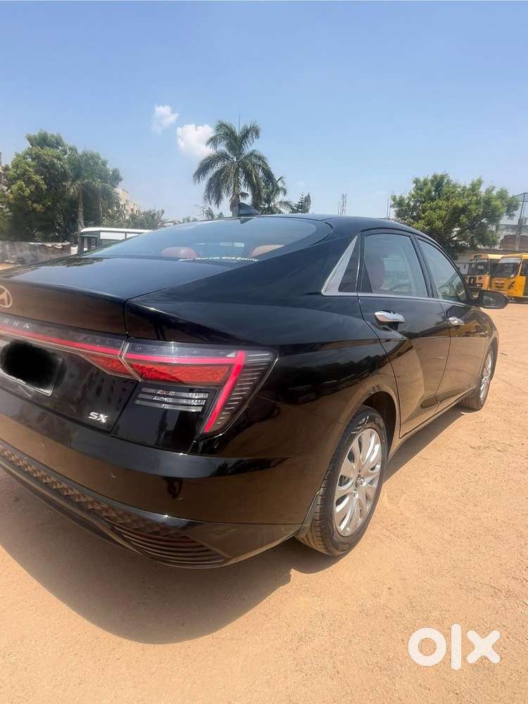 Hyundai Verna Sx 1.5 Petrol Ivt, 2023, Petrol