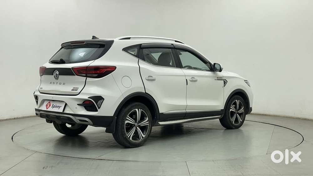 Mg Astor 1.5 Savvy Cvt S Red, 2022, Petrol