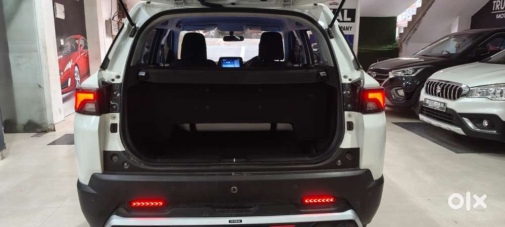 Maruti Suzuki Brezza Lxi S-cng, 2024, Cng & Hybrids