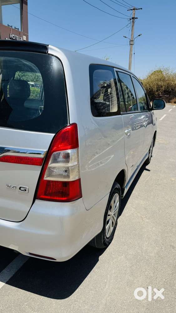 Toyota Innova 2.5 G (diesel) 8 Seater, 2013, Diesel
