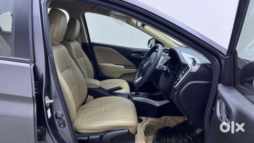 Honda City I-vtec V, 2022, Petrol