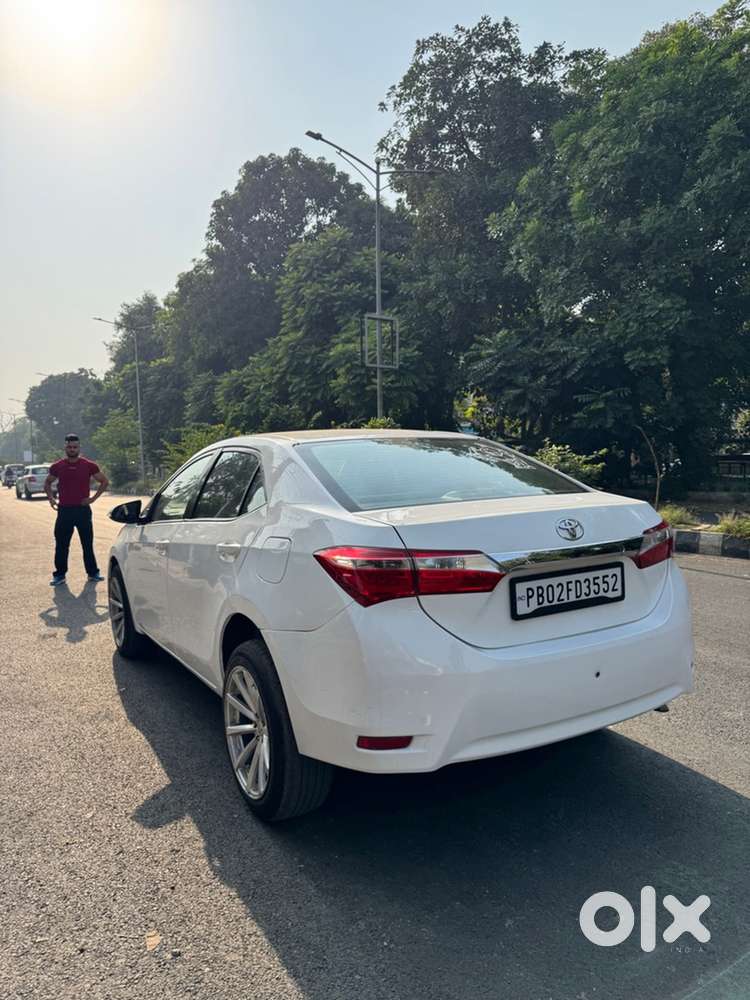 Toyota Corolla Altis 2015 Diesel Manual