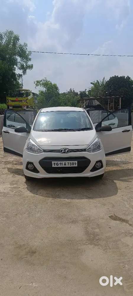 Hyundai Xcent 2015 Cng & Hybrids Well Maintained