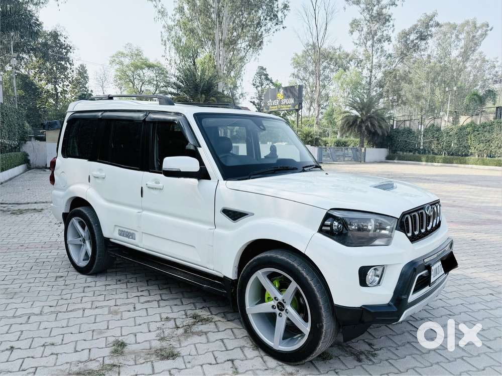 Mahindra Scorpio S11 Mt 7s, 2022, Diesel