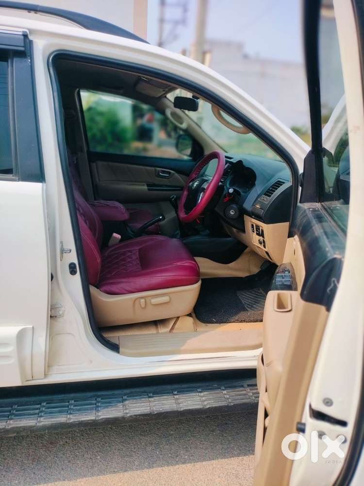 Toyota Fortuner 2011-2016 4x2 Manual, 2014, Diesel