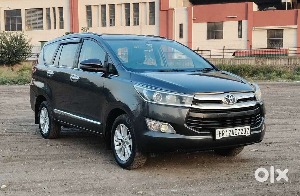 Toyota Innova Crysta 2.7 V, 2017, Diesel