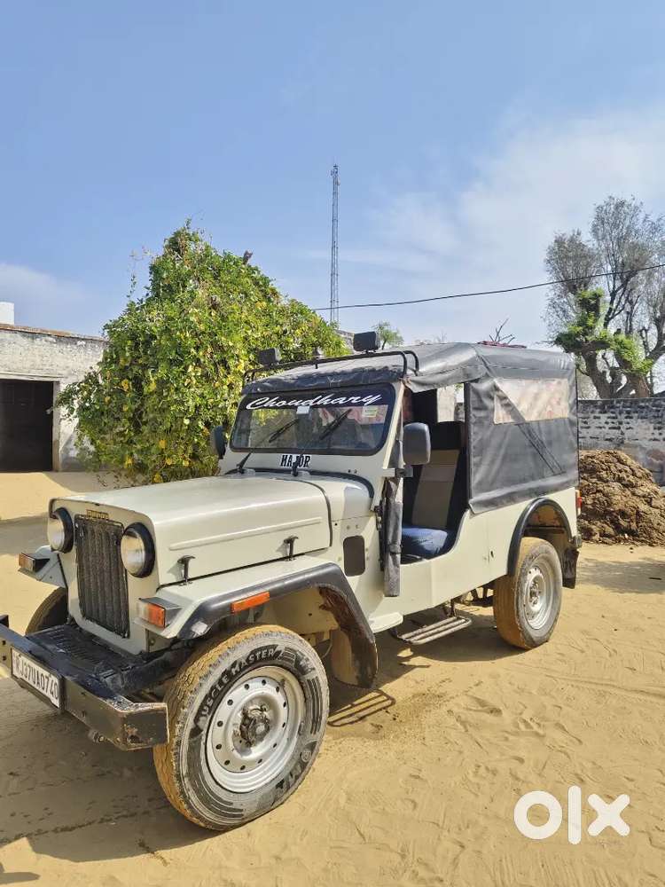 Good Condition Mahindra Di Jeep