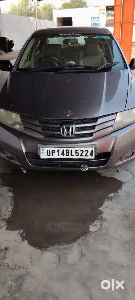 Car Honda City 2011