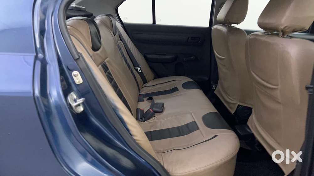 Maruti Suzuki Swift Dzire 1.2 Lxi Bsiv, 2012, Petrol