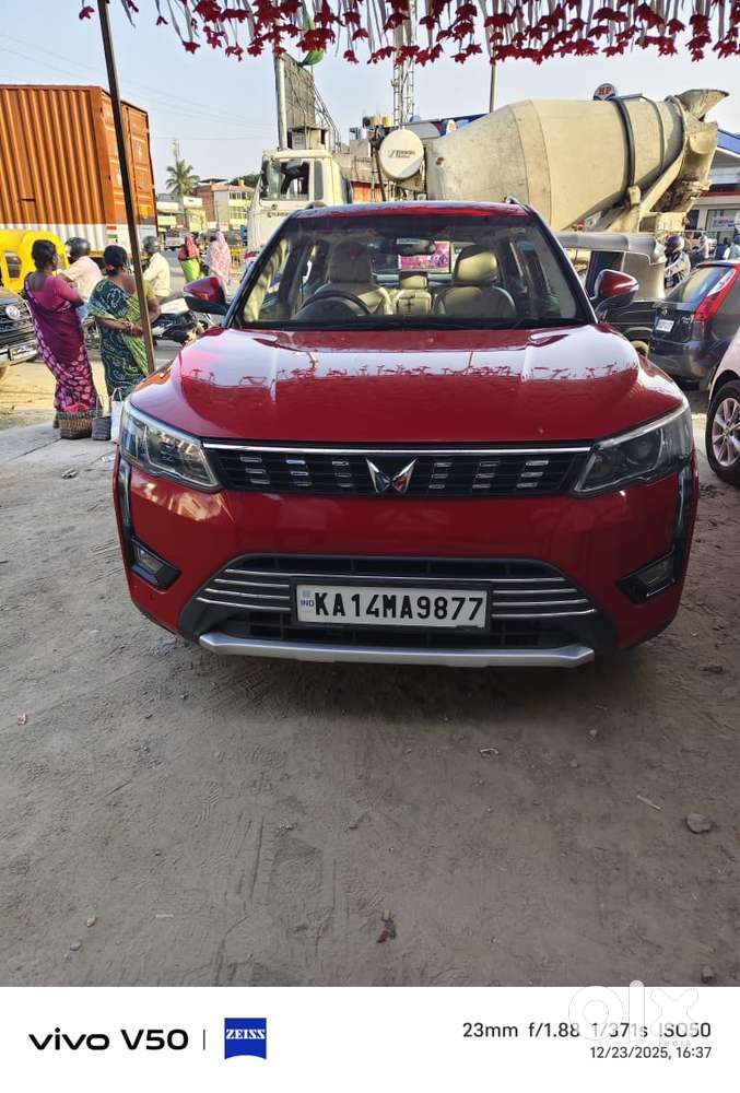 Mahindra Xuv300 W8 Option Diesel, 2022, Diesel