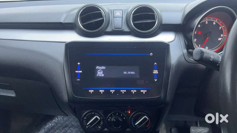 Maruti Suzuki Swift Amt Vvt Vxi, 2021, Petrol