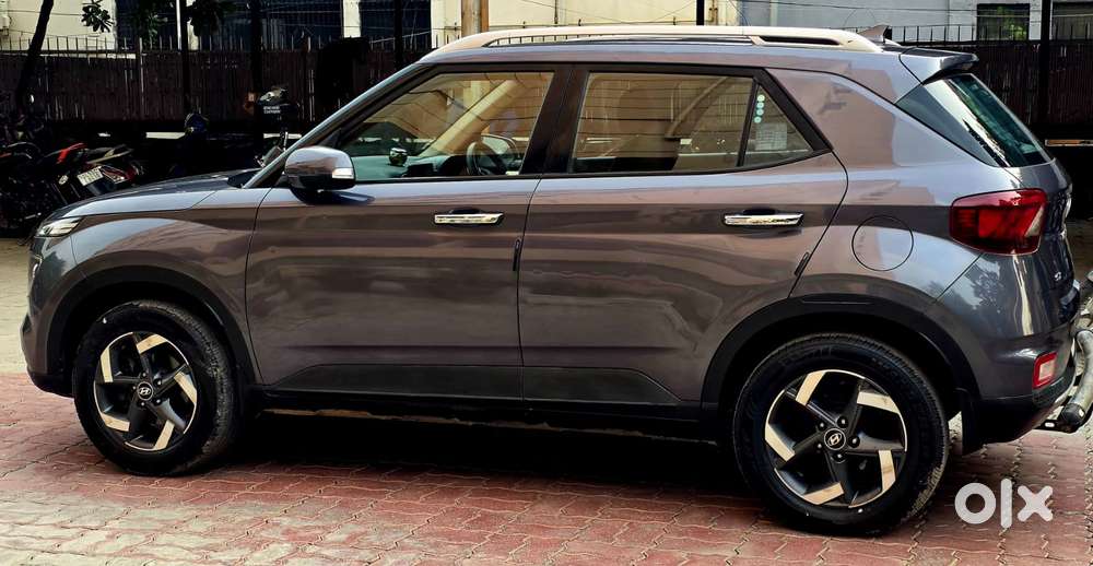 Hyundai Venue 1.0 Sx Turbo Dct, 2019, Petrol