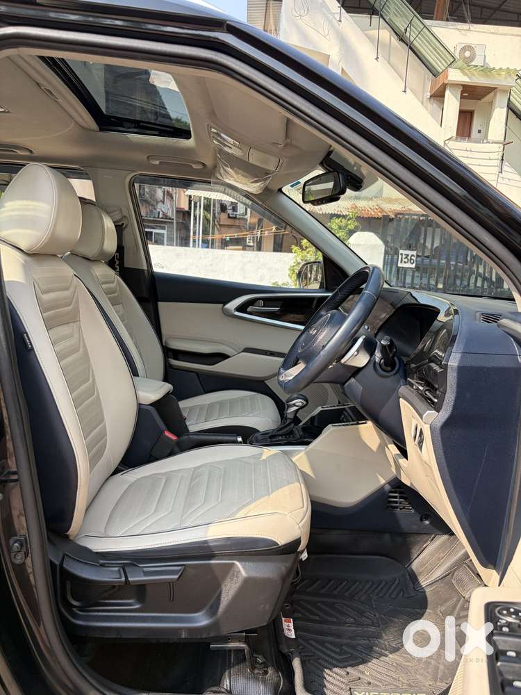 Kia Carens Luxury (o)1.5 Diesel At 7 Str, 2022, Diesel