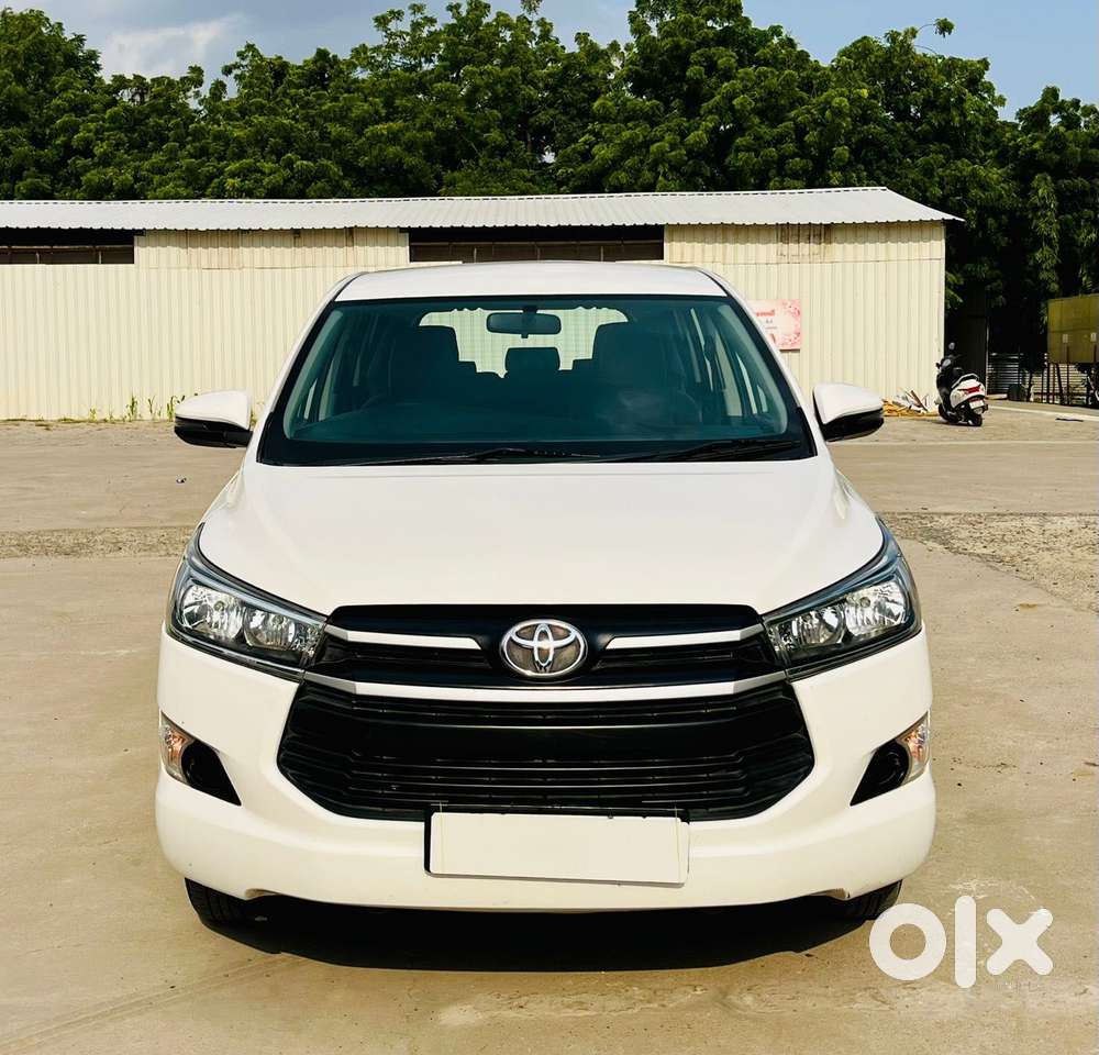 Toyota Innova Crysta [ ] 2.4 Gx At 7 Str, 2017, Diesel