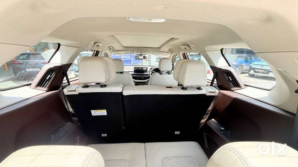Tata Safari Accomplished Plus Dual Tone At, 2023, Diesel