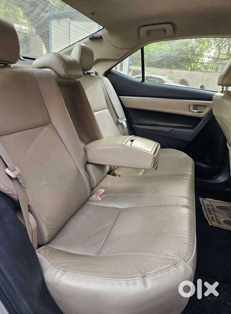 Toyota Corolla Altis Gl, 2014, Petrol
