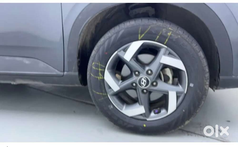 Hyundai Venue 2021 Petrol Good Condition